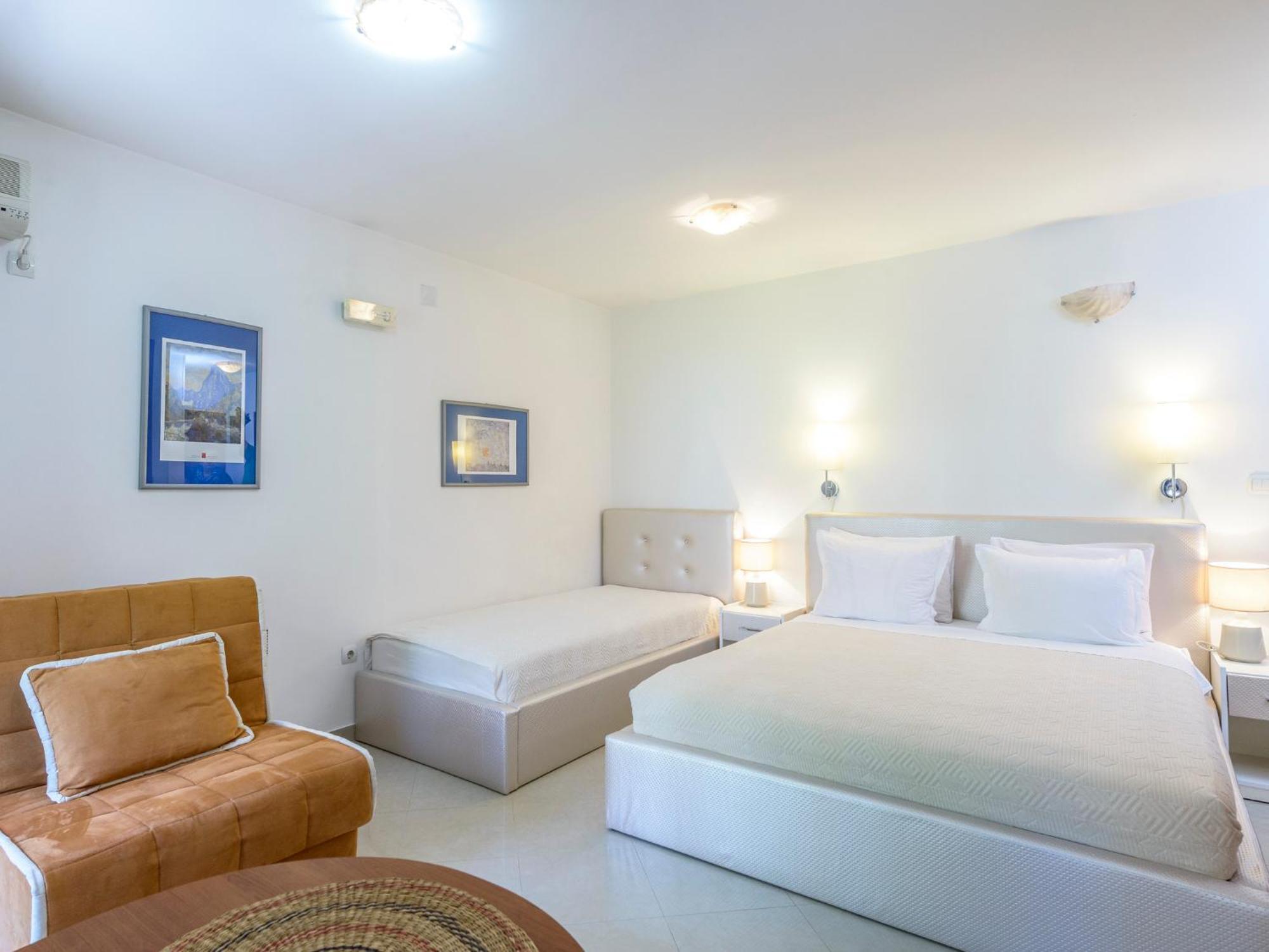Captain Apartments บุดวา ภายนอก รูปภาพ