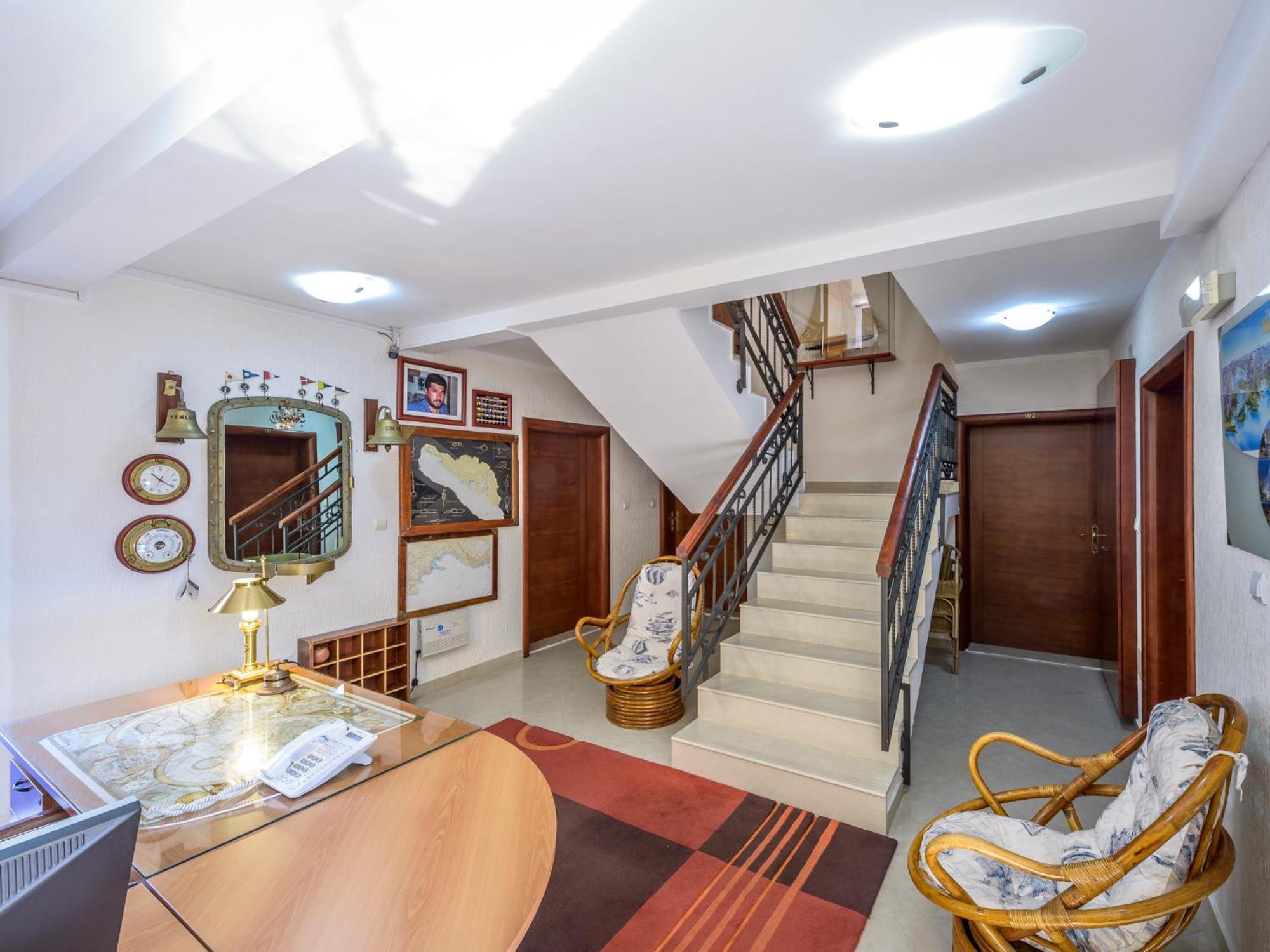 Captain Apartments บุดวา ภายนอก รูปภาพ